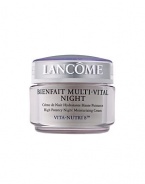 High Potency Night Moisturizing Cream Vita-Nutri 8. Recharged, Radiantly Luminous, Ready To Face The Day. Your skin is the mirror to your lifestyle. When a hectic schedule and stress intrude on your sleep, your skin can be left visibly tired, dull and less elastic. To counteract the imbalances of modern life, boost your skin's high-powered nightly recovery process with Vita-Nutri 8.