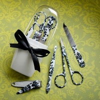 Pretty Damask Design Manicure Sets, 1