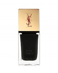 Yves Saint Laurent introduces the new line of La Laque Couture. Its vibrant collection make every woman couture to the fingertips. New formula offers extreme shine and care for nails.