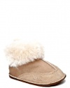 Boo Sand Classic Ugg Boots Uggs Size Large 6-7 Toddler