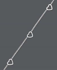 Open your heart to love. Petite heart stations adorn this adorable Giani Benini bracelet. Crafted in sterling silver. Approximate length: 7 inches.