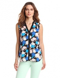 DKNYC Women's Printed Sleeveless V-Neck Button Thru Blouse With Chiffon Yoke, Black, Medium