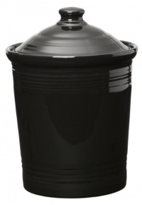 Fiesta 2-Quart Medium Canister, Black