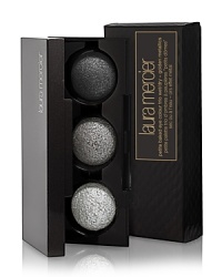 Dress up your holiday look this season with Laura Mercier's Petite Baked Eye Color Trio – Wet/Dry. Featuring three Baked Eye Colors in a range of shimmering shades, this petite and portable palette is the perfect way to take your look from day to night. For an even wash of color, apply dry, or for more vibrant shimmer, simply dampen the brush with water and apply wet.