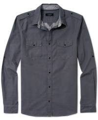 Keep your look neat and trendy with this fitted long sleeve shirt by Guess Jeans.