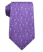 Prints charming. Elevate your look with the subtle style of this silk tie from Tasso Elba.