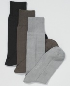 Treat your feet to the same elevated style as you do the rest of your professional wardrobe with these socks from Perry Ellis.