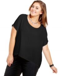 Land a chill look with Soprano's short sleeve plus size top-- pair it with your fave jeans!