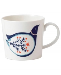 Embellish the navy flora of Fable Garland dinnerware with the bird accent mug. Featuring distinct Scandinavian style and the sleek durability of Royal Doulton porcelain.