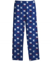 Getting ready for bed just got a lot easier with these cozy cotton pajama pants from Reebok, emblazoned with his favorite NFL team.