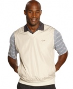 No pressure-you'll be calm and comfortable for every putt in this wind-resistant vest from Greg Norman for Tasso Elba.