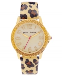 Fierce fashion in a flash! This cute Betsey Johnson watch is covered in leopard spots and shimmering crystals.