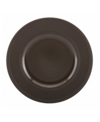 Elegance comes easy with these Fair Harbor dinner plates from kate spade new york. Durable stoneware in a warm mocha hue is half glazed, half matte and totally timeless.