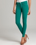 Emboldened by a rich hue, these Hudson skinny jeans are a lively addition to your denim collection.