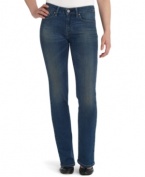 Levi's offers perfect-fit jeans to contour all your curves with these easy skinnies. The slightly weathered wash offers vintage-inspired style, while the fit flatters without gapping or pulling!