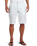 Calvin Klein Sportswear Men's Fine Line Plaid Short