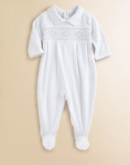 This angelic one-piece is crafted in plush pima cotton and embellished with eye-catching smocking for sweet baby style.Pointed collarLong sleevesBack snapsBottom snapsPima cottonMachine washImported Please note: Number of snaps may vary depending on size ordered. 