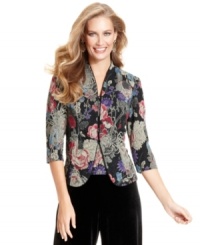 A floral print with chic metallic detail will be the highlight of your next special occasion! Pair this Alex Evenings jacket and cami with your favorite dressy pants or a long skirt for the next wedding or formal event on your calendar.