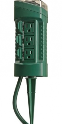 Yard Master 13547 6-Outlet Power Stake with Light Sensor and 6-Foot Cord