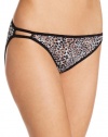 Vanity Fair Women's Illumination Helenca Lace String Bikini Panty