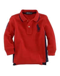 A long-sleeved cotton mesh polo, crafted in a classic fit, is detailed with an embroidered Big Pony, contrast stripes at the side and a twill 3 for an athletic look.