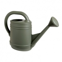 Fiskars 20-45222 2-Gallon Watering Can, Thyme Green