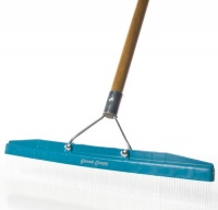 Groom Industries Grandi Groom Carpet Rake