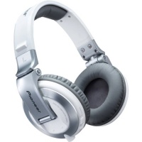 Pioneer HDJ-2000 Professional DJ Headphones, 50mm Drivers, Noise-Isolating Earpads, White