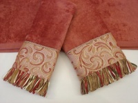 Sherry Kline Swirl Paisley Coral Red 3-piece Decorative Towel Set