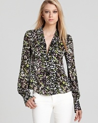 Bring vibrance to workday dressing with this silk Rachel Zoe blouse in a painterly print.