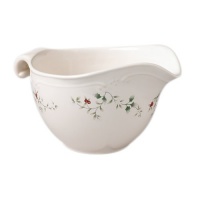 Pfaltzgraff Winterberry Handled Batter Bowl