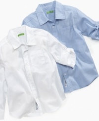 Build up his closet with the streamlined style of this Greendog shirt.