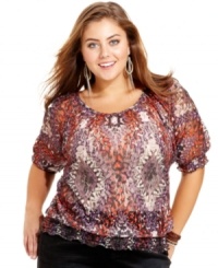 Let your style soar this season with Eyeshadow's butterfly-print plus size top, fashioned from on-trend lace.