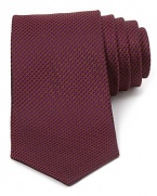 Add polish to your work wardrobe with this exceptional tie from Salvatore Ferragamo, featuring an allover textural basket weave pattern and rendered in soft silk for a luxurious hand.