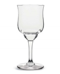 A curvaceous bowl balanced on a slim stem lends effortless grace to the Capri American wine glass. Baccarat showcases premium crystal in a most-elegant way, suitable for any fine occasion.