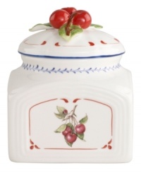 Lush summer fruit adds elegant contrast to the premium white porcelain of Villeroy & Boch's Cottage Inn spice jar. With classic sculpted accents and cherries on top, it's a charming addition to country kitchens.