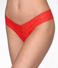 Hanky Panky Signature Lace Low Rise Thong, One Size, Geranium