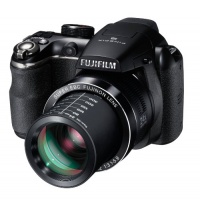 Fujifilm FinePix S4200 Digital Camera