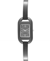 Delicate details add an air of elegance to this Nine West watch. Crafted of gunmetal tone mixed metal strap and rectangular case. Gray dial features silver tone dot markers, numerals at six and twelve o'clock, silver tone hour and minute hands, sweeping second hand and logo at six o'clock. Quartz movement. Limited lifetime warranty.