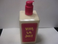 Viva La Juicy by Juicy Couture Body Lotion 17 Oz/500ml (unbox)