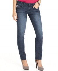 A sexy slim silhouette and rhinestone embellishments make these petite jeans from Earl Jeans a brilliant find! Pair with sky-high heels to dress them up or flats for a casual look.