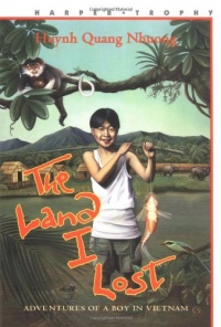 The Land I Lost: Adventures of a Boy in Vietnam (Harper Trophy Book)