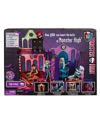 This fold-up set opens to reveal six play areas: the school entrance, where the cool ghouls gather; the iconic Locker Hallway, featuring six lockers that really open and have working locks; the Mad Science Class Room, with a desk and blackboard for lessons; Casketball Court; the Creepateria, a scary cool spot for lunch or school events; and the upstairs Hallway, where the trophy case doubles as a DJ booth for those fangtastic dances that happen in the Creepateria-turned-dance-hall.