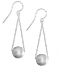 Stay on top of the trends. Giani Bernini's chic drop earrings feature a chain and bead drop design in sterling silver. Approximate drop: 2 inches.