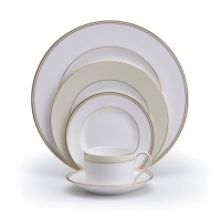 Vera Wang by Wedgwood Champagne Duchesse Five-Piece Place Setting