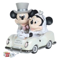 Precious Moments The Magic of Disney Collectible Figurine, Happily Ever After