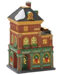 Filled with good cheer, Murphy's Irish Pub is a favorite destination to eat, drink and be merry all year long. Green trim and holiday garland deck a traditional three-story brick facade, a can't-miss in the Department 56 Christmas in the City collection.