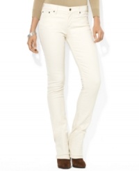 Lauren Jeans Co.'s essential denim jean features a slim, straight leg and a hint of stretch for a versatile, modern look.