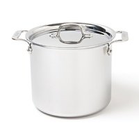 An essential for every kitchen, All-Clad's stockpot features high sides that slow the evaporation of liquids. The wide bottom allows you to first sauté before the addition of liquids for delicious soups and stews.