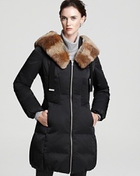 Flattering ruching at the waistline and plush fur lends femininity to this Elie Tahari down coat, a flawless choice for the new season. Flaunt your silhouette in this cinched style and stay cozy and chic all season long.